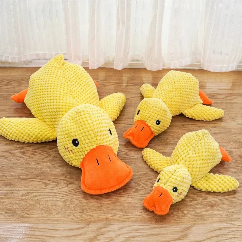Bite-resistant duck plush with squeaker